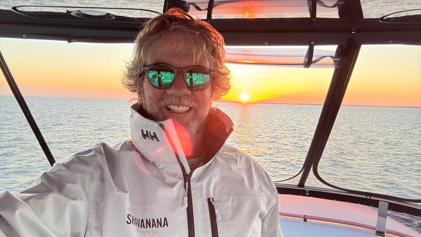 Customer photo review of Helly Hansen Men’s Crew Hooded Jacket 2.0