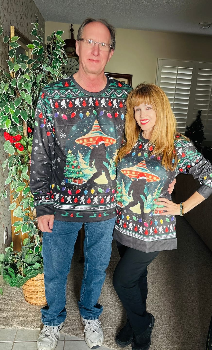 Customer photo review of Bigfoot UFO Christmas Night Ugly Sweater