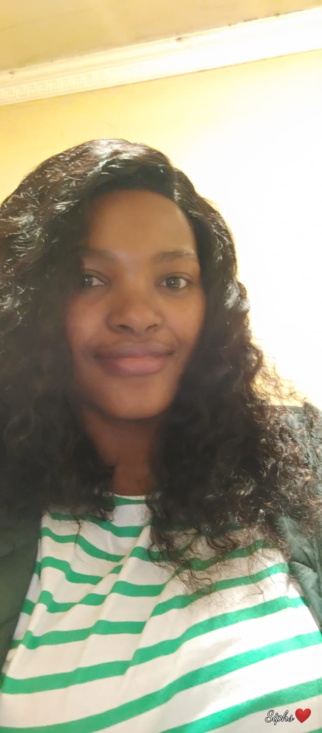Customer photo review of Deep Curly 4 X 4 Closure 16 inch Wig