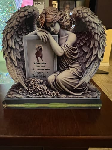 Customer photo review of Personalized Memorial Angel Acrylic Plaque