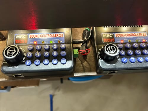 Customer photo review of MRC 1200 Tech 6 DC Sound Controler 2.0 Throttle -- 2 Amps