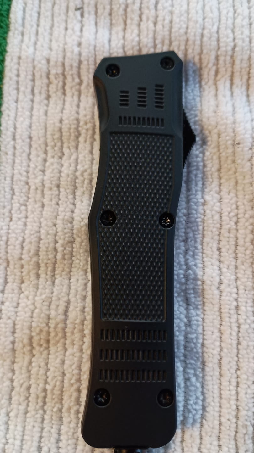 Customer photo review of 50% OFF Black Phantom D/A OTF (Multiple Blade Styles Available)