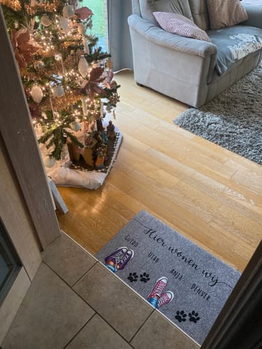 Customer photo review of Schoenen en poten - Gepersonaliseerde deurmat