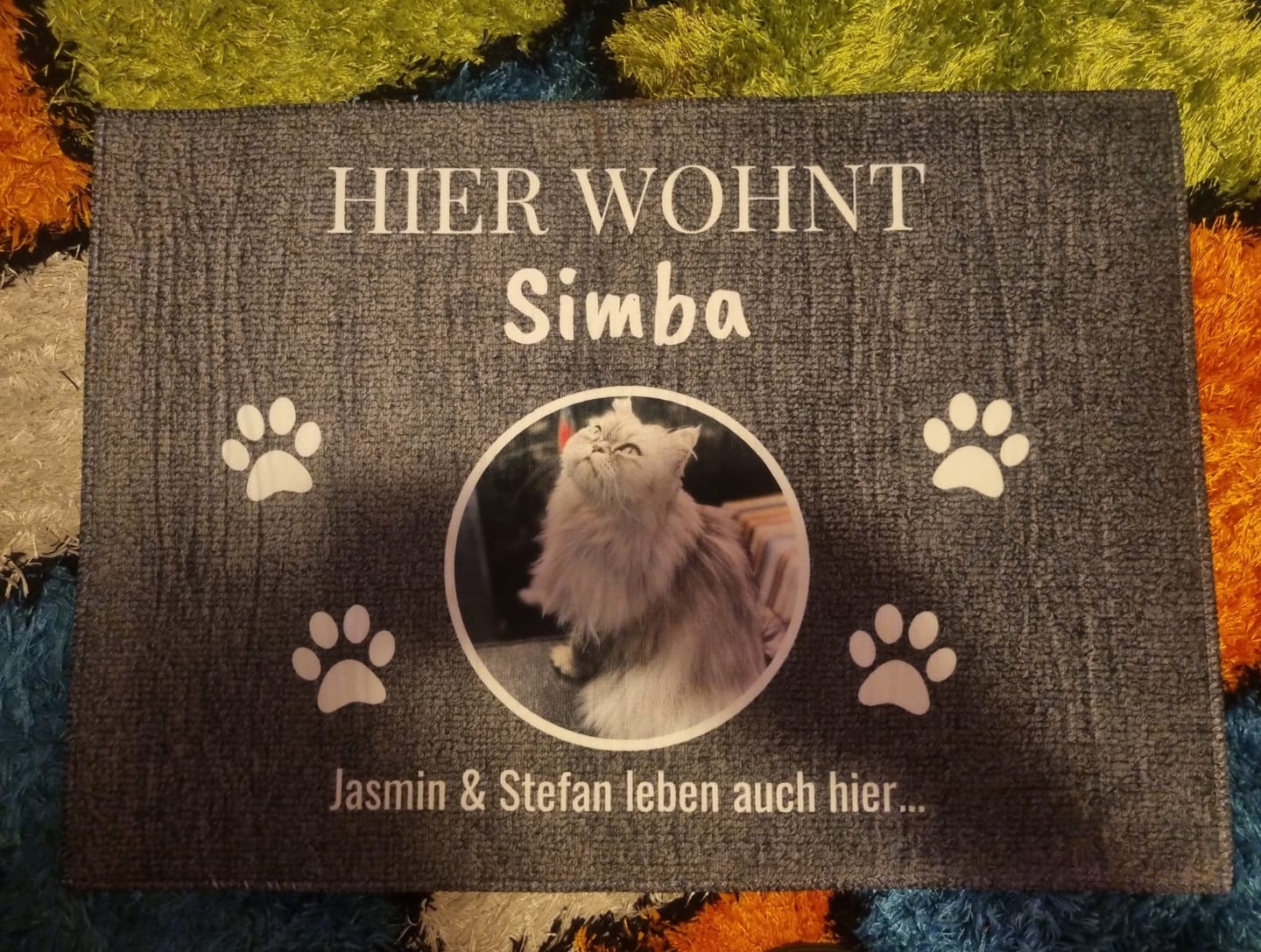 Customer photo review of Hier wohnt - Individuelle Haustier Fußmatte