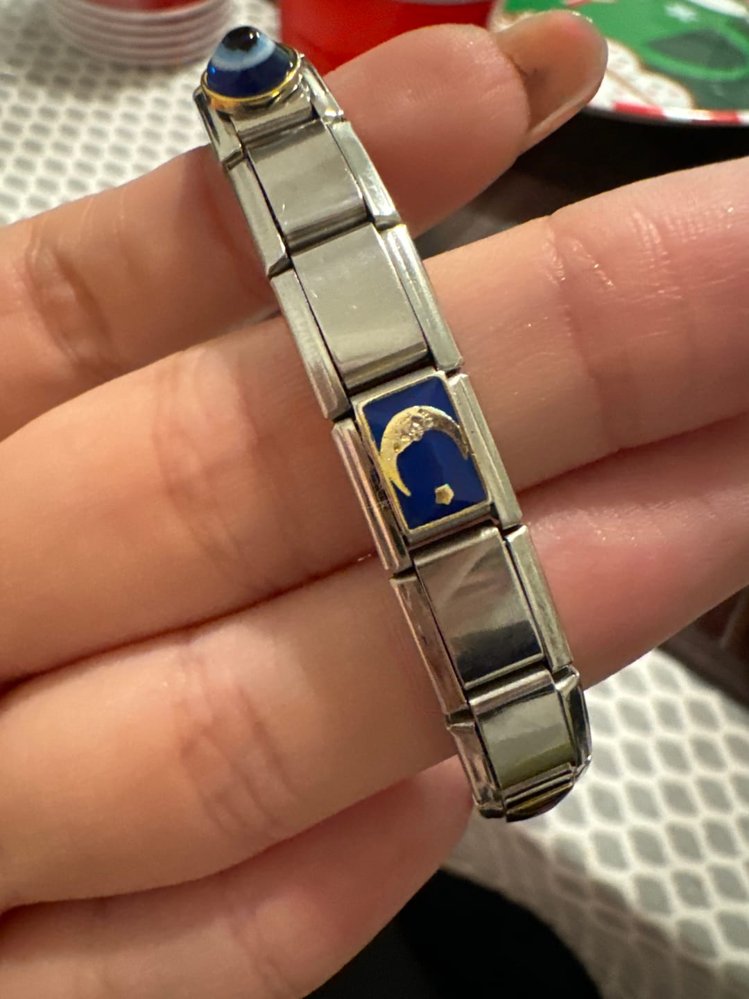 Customer photo review of Charm Luna Con Fondo Azul