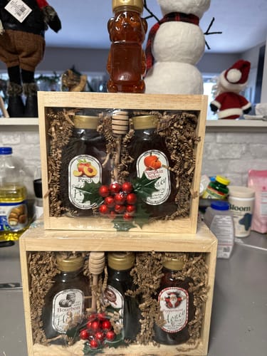 Customer photo review of 1 Lb Peppermint Honey - Gift Set