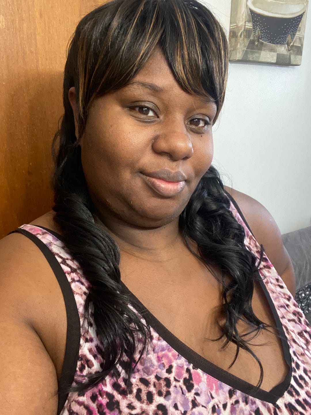 Customer photo review of Shake N Go Freetress Equal Lite Synthetic Full Wig - WAVY MULLET