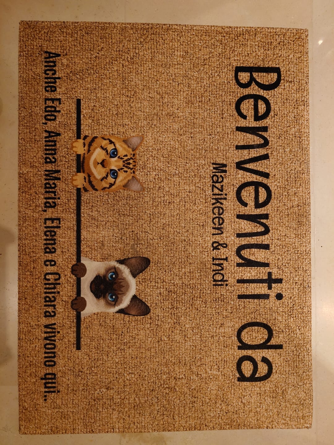 Customer photo review of Tutti i miei amici pelosi - Zerbino personalizzato