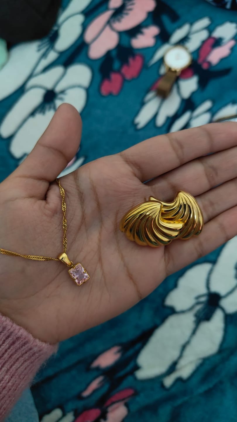 Customer photo review of Ocean Whispers  - 18K PVD Gold Plated
