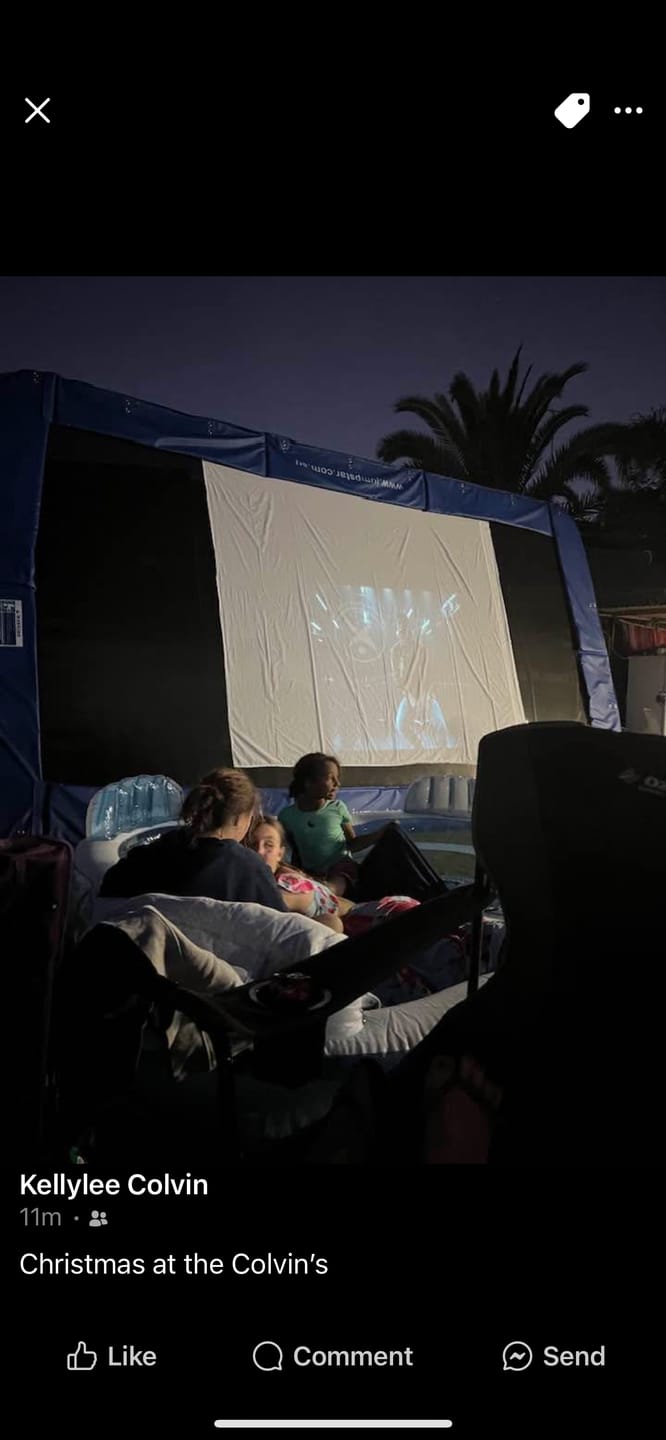 Customer photo review of MovieHub™ Ultra HD Gaming Bundle