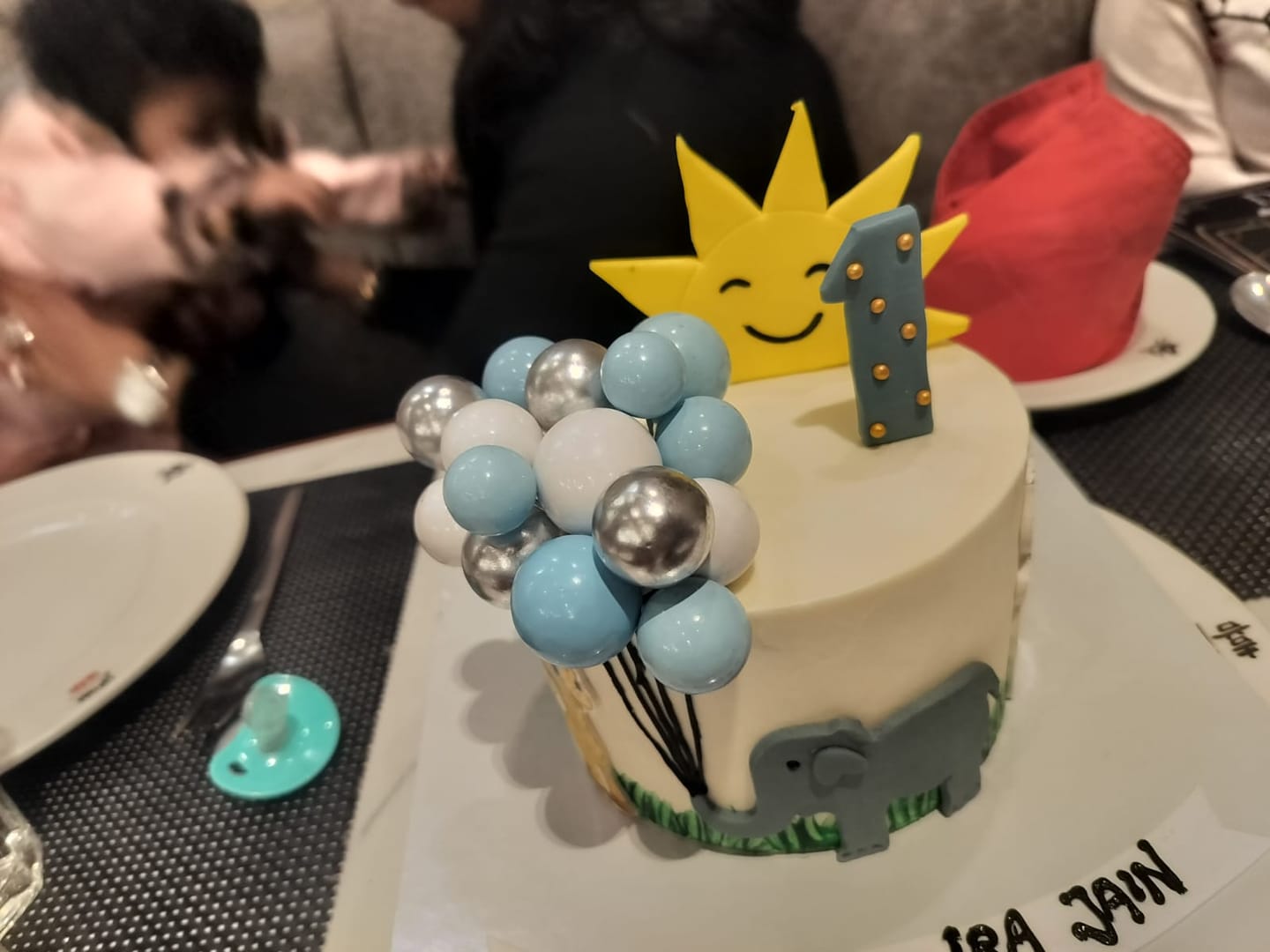 Customer photo review of Elephant Sunny Design Cake