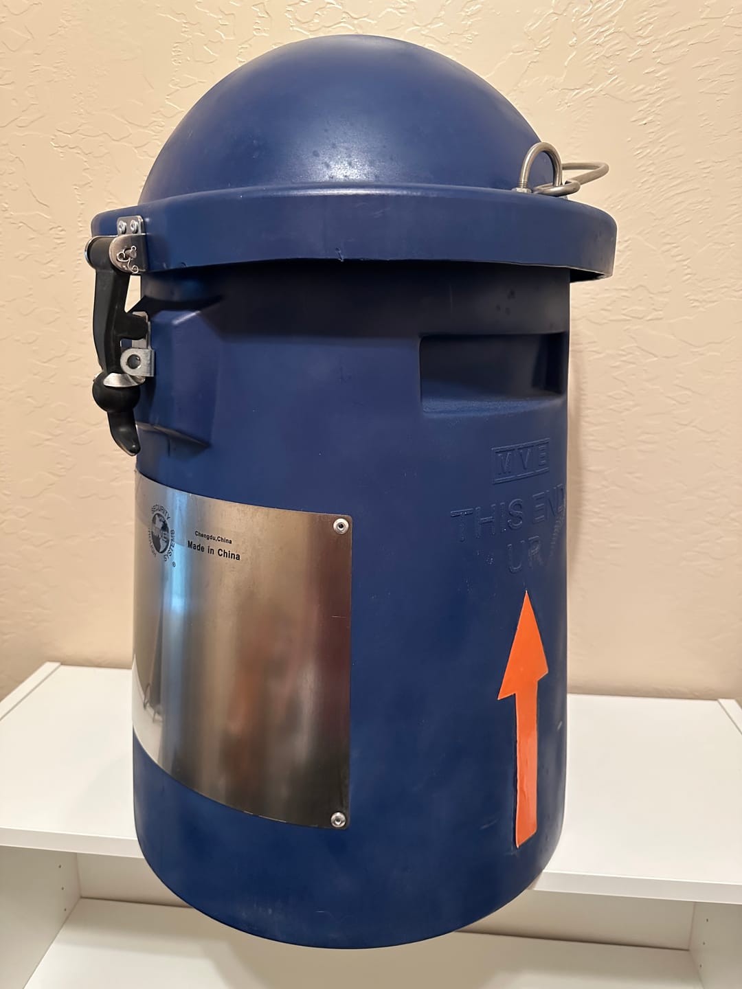 Customer photo review of MVE Protective Shipping Container