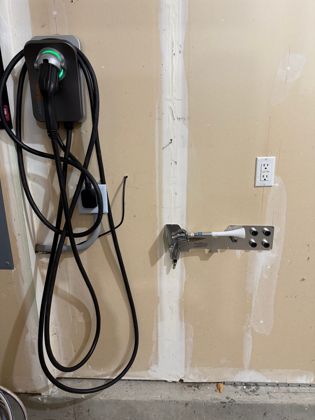 Customer photo review of Stainless Wall Organizer