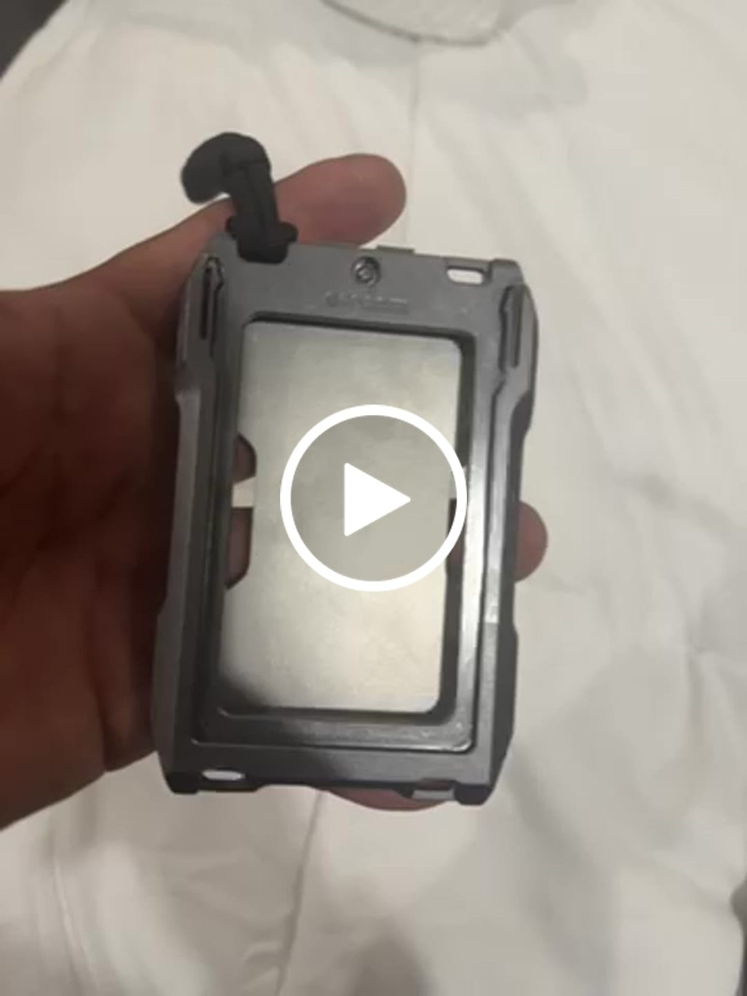 Customer video review of A10 ADAPT™ WALLET