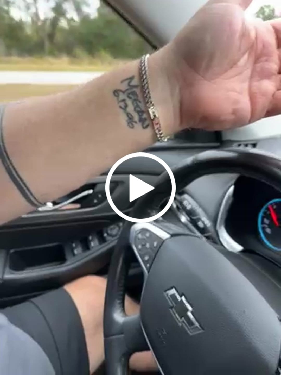 Customer video review of 6mm Cuban Link Bracelet