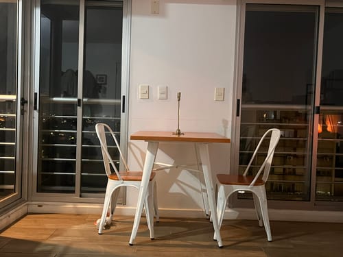 Customer photo review of Juego De Comedor Tolix Mesa 70x70 + 2 Sillas Tolix C/madera