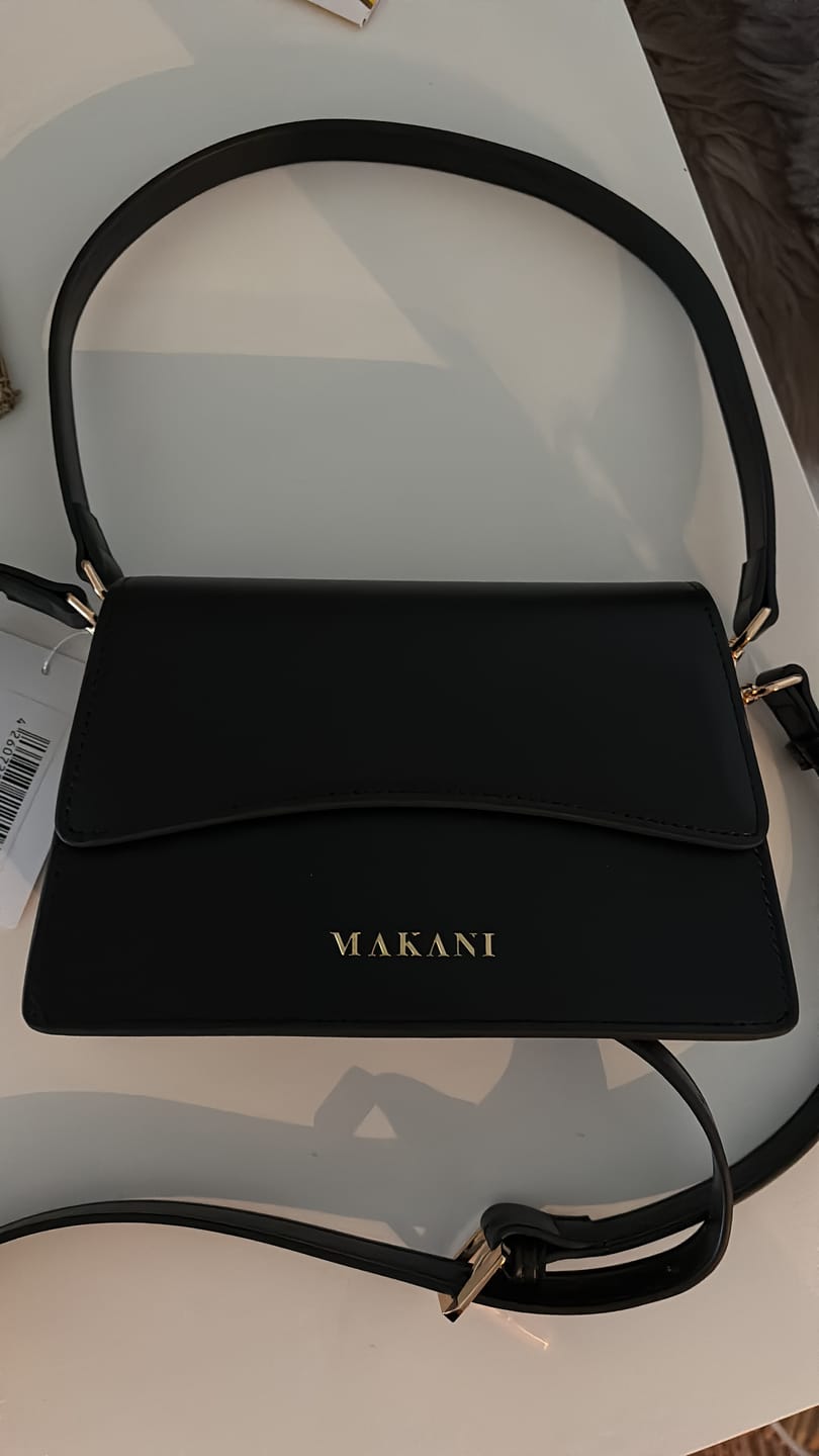 Customer photo review of MANA - BLACK