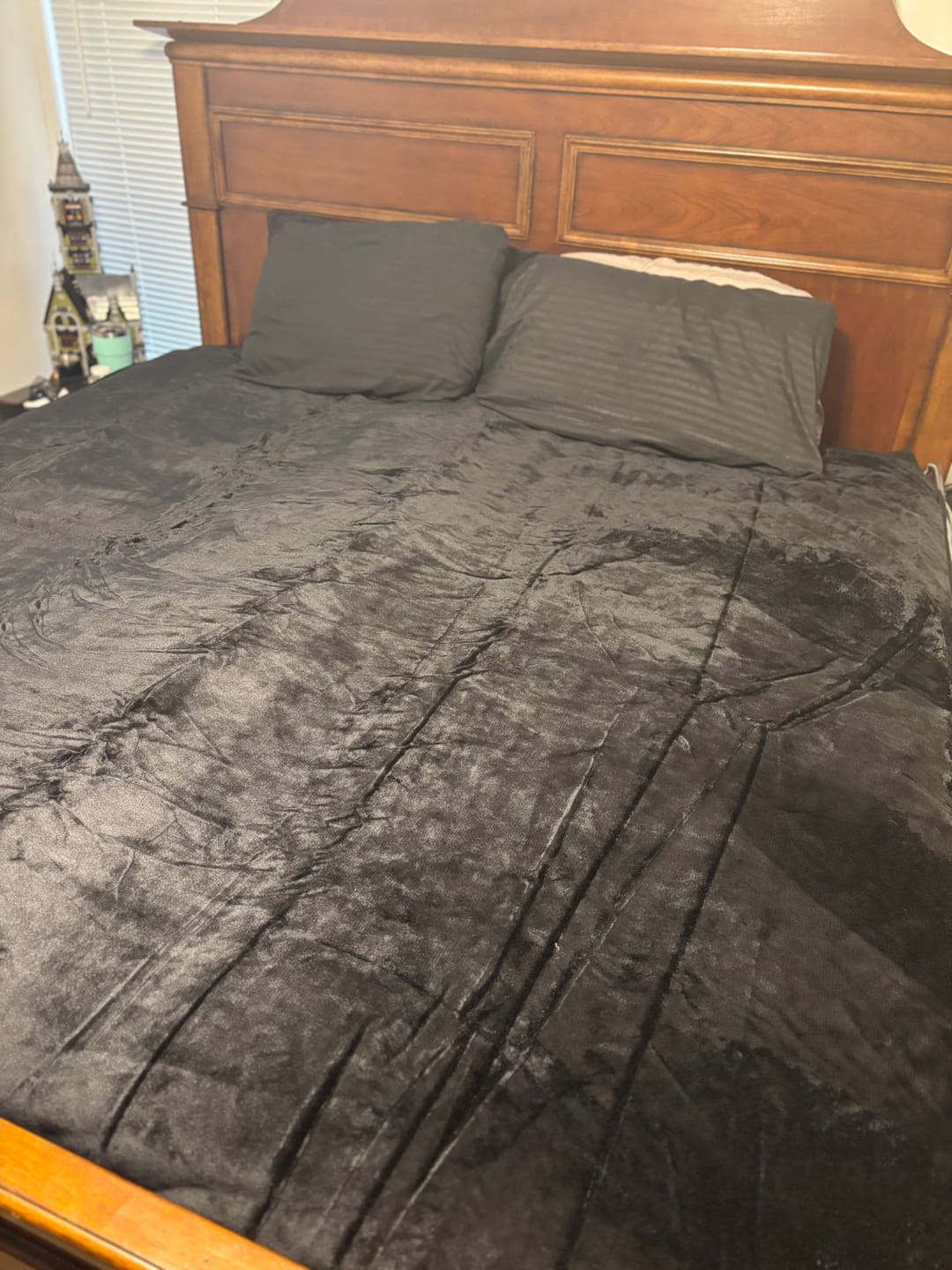 Customer photo review of Waterproof Splash Blanket™ - Black on Black The OG