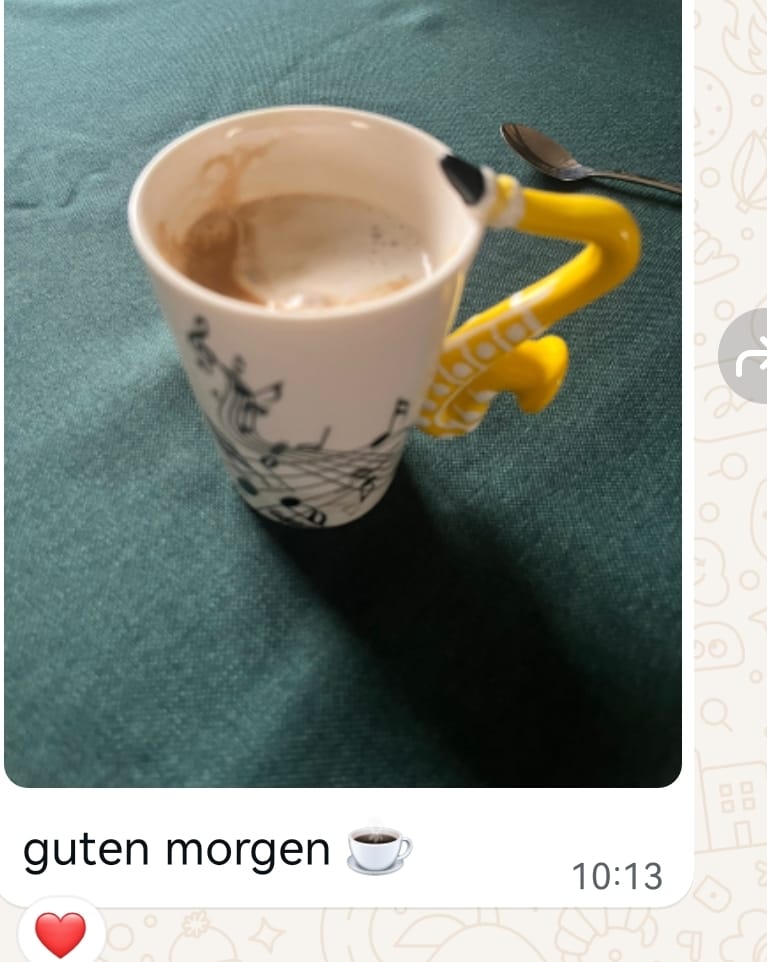 Customer photo review of Originelle Tasse – Saxophon