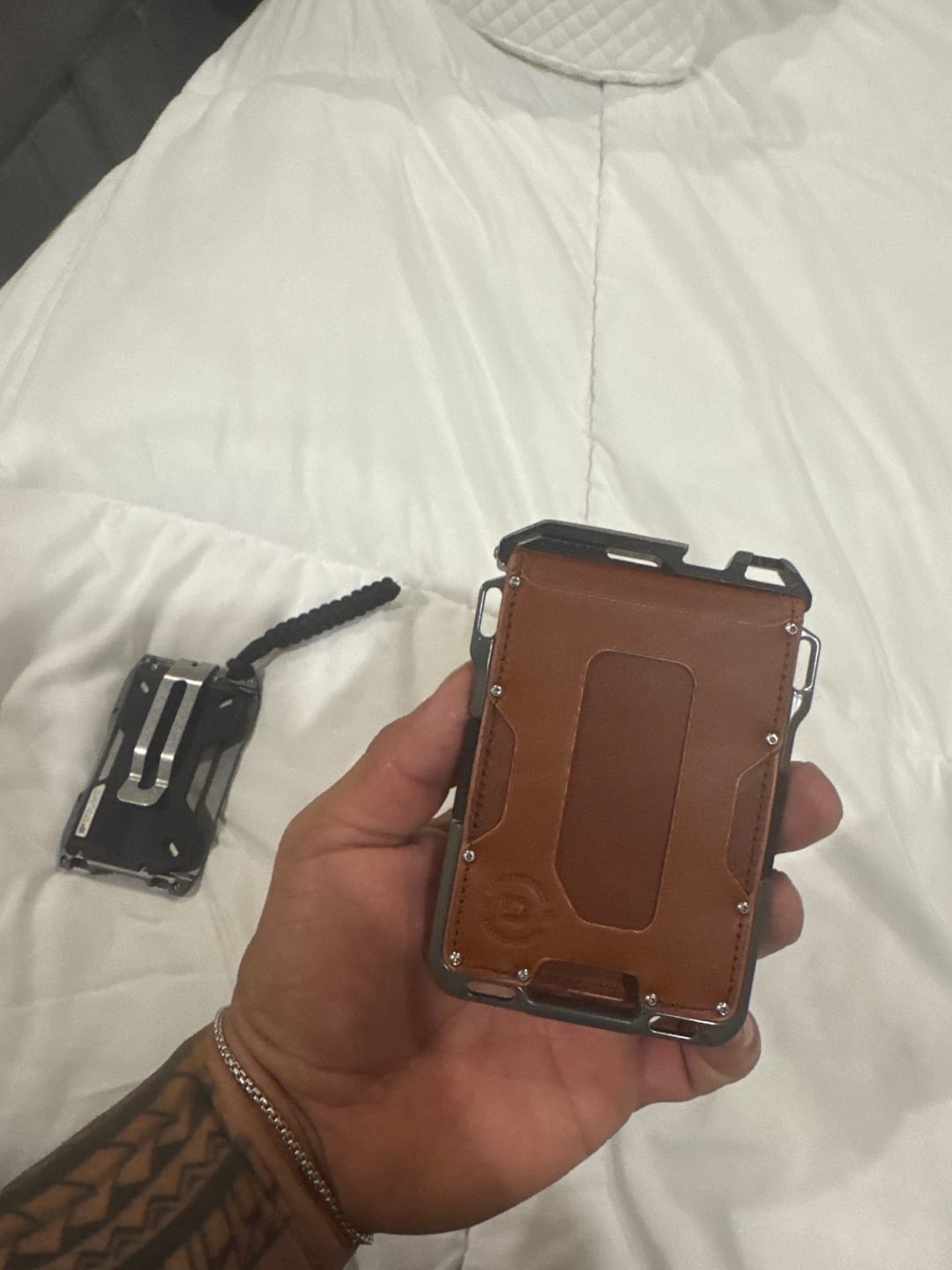 Customer photo review of M1 MAVERICK™ 4 POCKET BIFOLD LEATHER