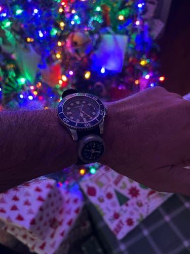 Customer photo review of W.O.E. Submersible Wrist Compass - NEW