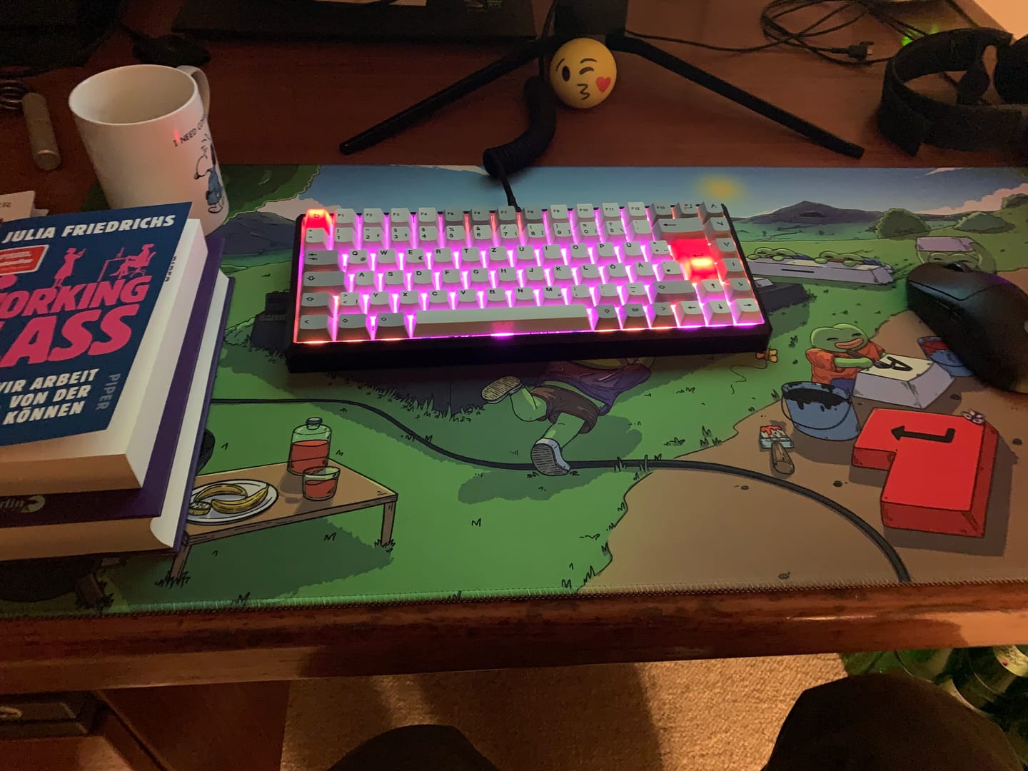 Customer photo review of Deskmat Tinkerworld
