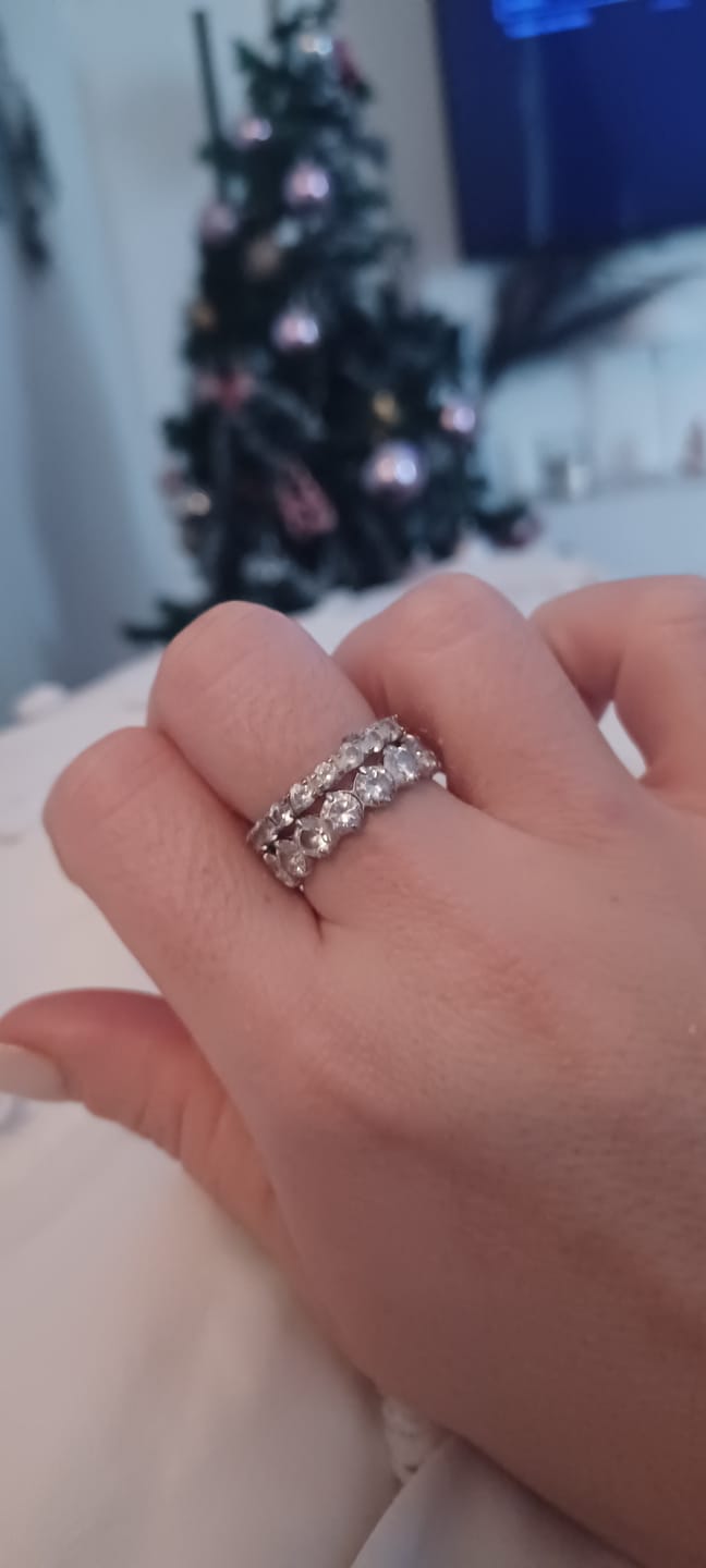 Customer photo review of Estella Ring | 18K vergoldet