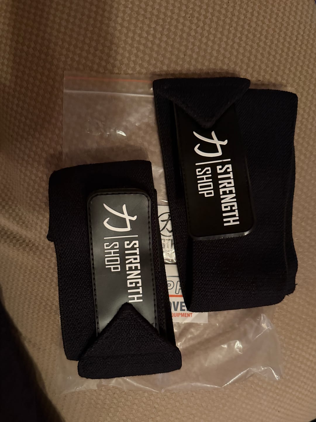 Customer photo review of Stiff Wrist Wraps - Black - USPA & IPF Approved