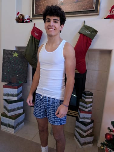 Customer photo review of Mesh Shorts 4" Inseam - Navy