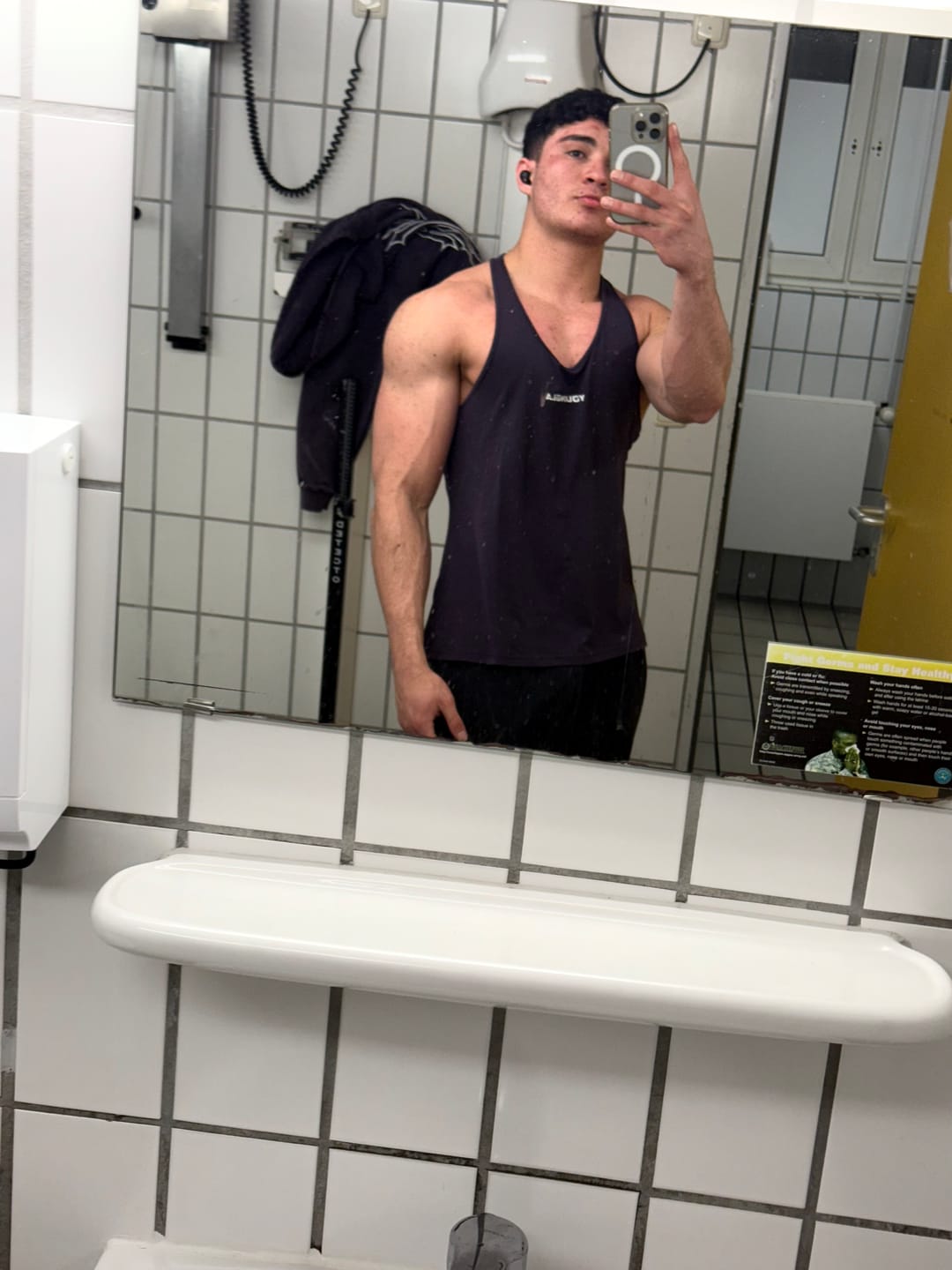 Customer photo review of 3011 - The Perfect Stringer