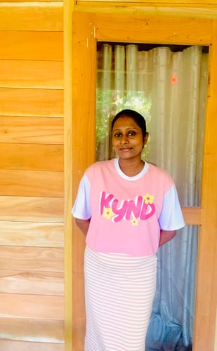 Customer photo review of Forever Kynd Oversize Crop Tee