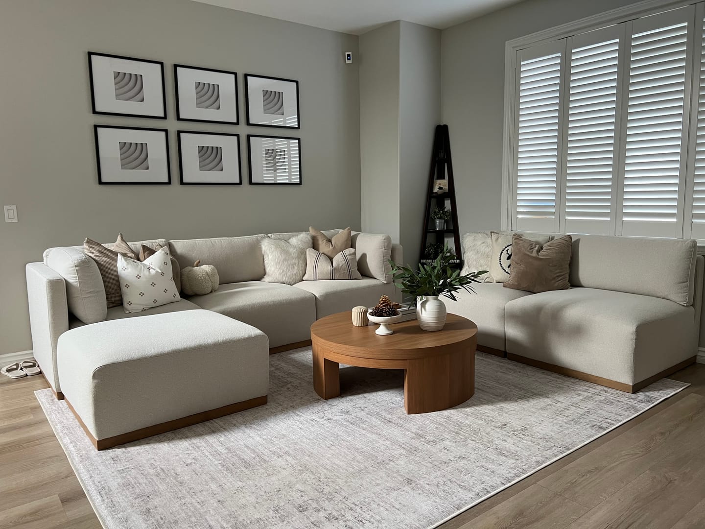 Customer photo review of Ollie in Warm Charcoal - Lumbar 12x40"