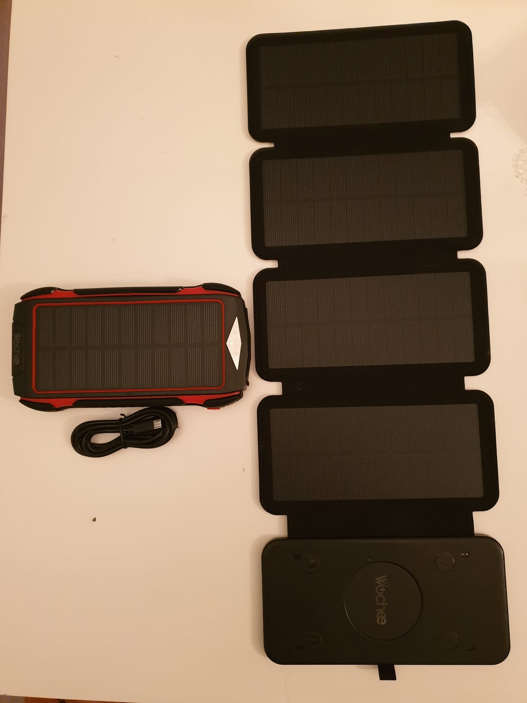 Customer photo review of Wochee XCore Ultimate 4+1 Solar Powerbank