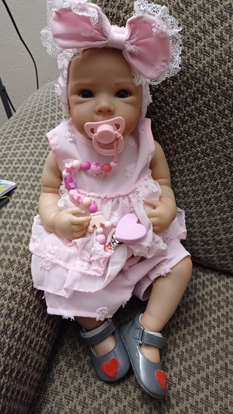 Customer photo review of Bambola reborn full silicone vinile altamente realistica - BETTIE