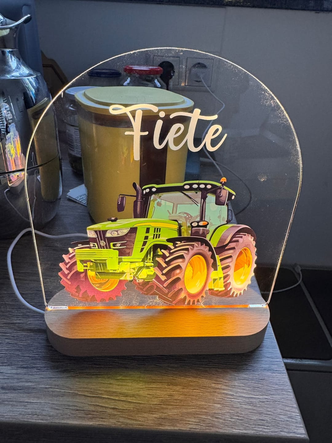 Customer photo review of Traktor Nachtlicht mit eigenem Namen