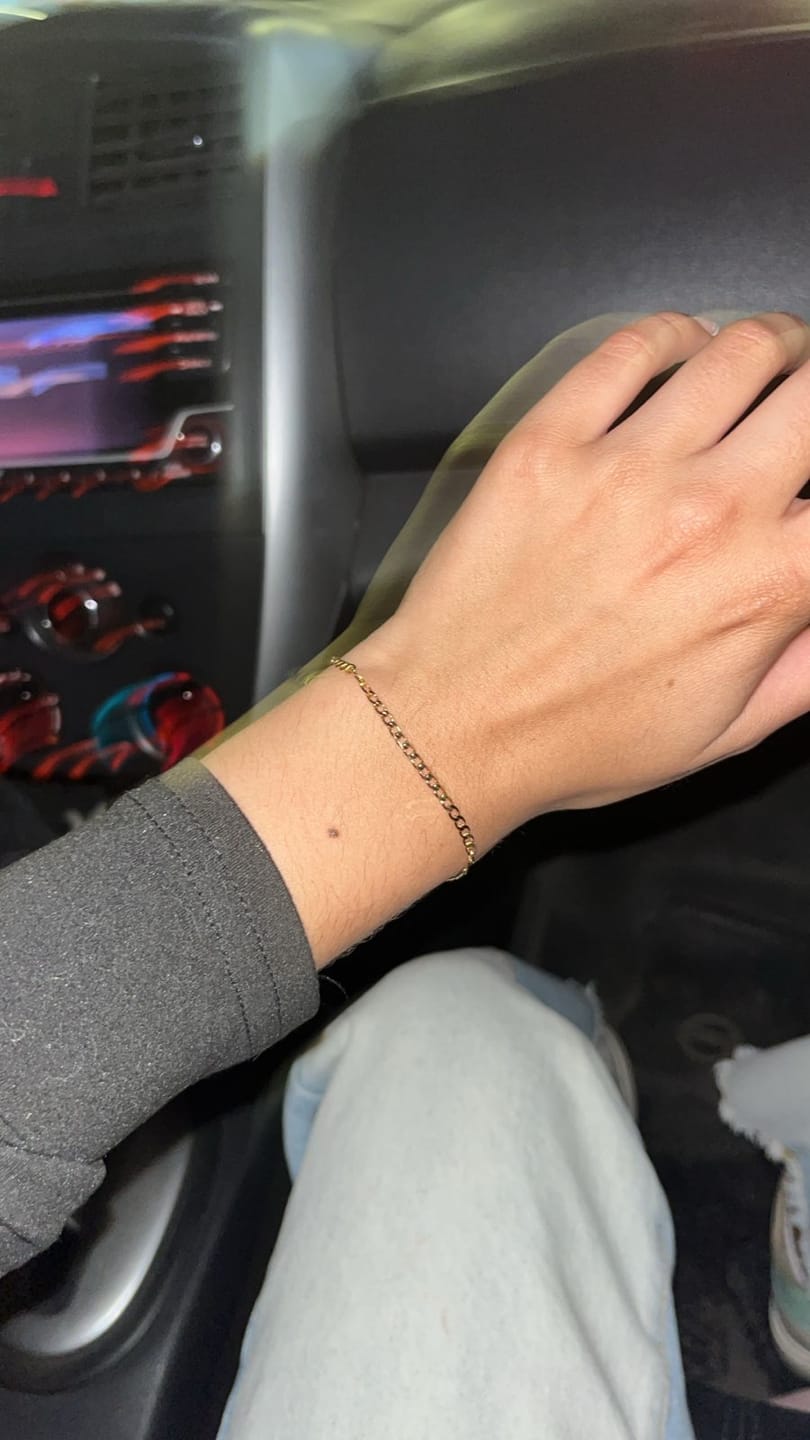 Customer photo review of Pulseras Eslabón Plano en Oro laminado 18k Para Pareja