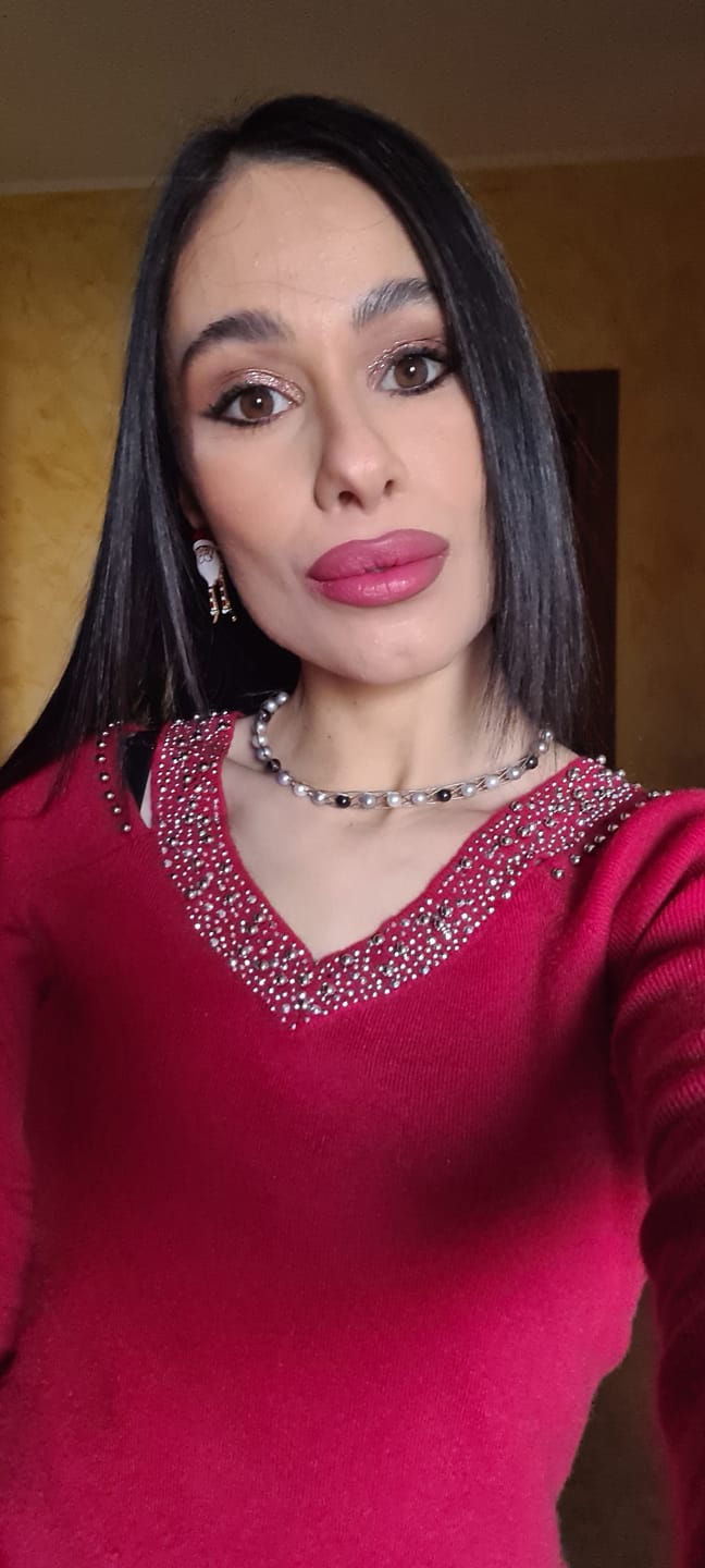 Customer photo review of Lip Over