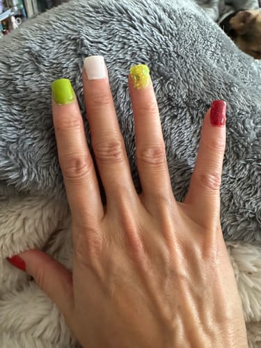 Customer photo review of Grinchmas 5 Color Dip Powder Set