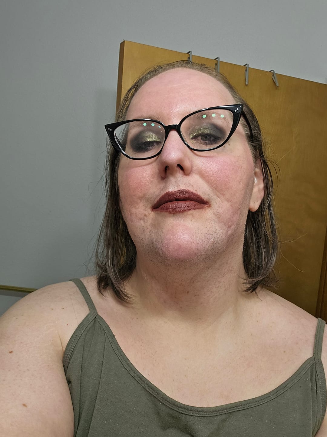 Customer photo review of Smoke Reflect™ Cream + Powder Eye Shadow Duo