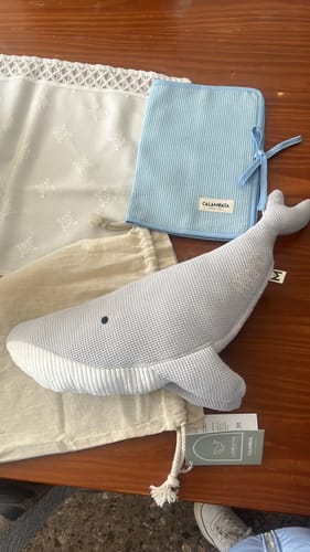 Customer photo review of ¡NOVEDAD! Peluche ballena Susi - GRIS