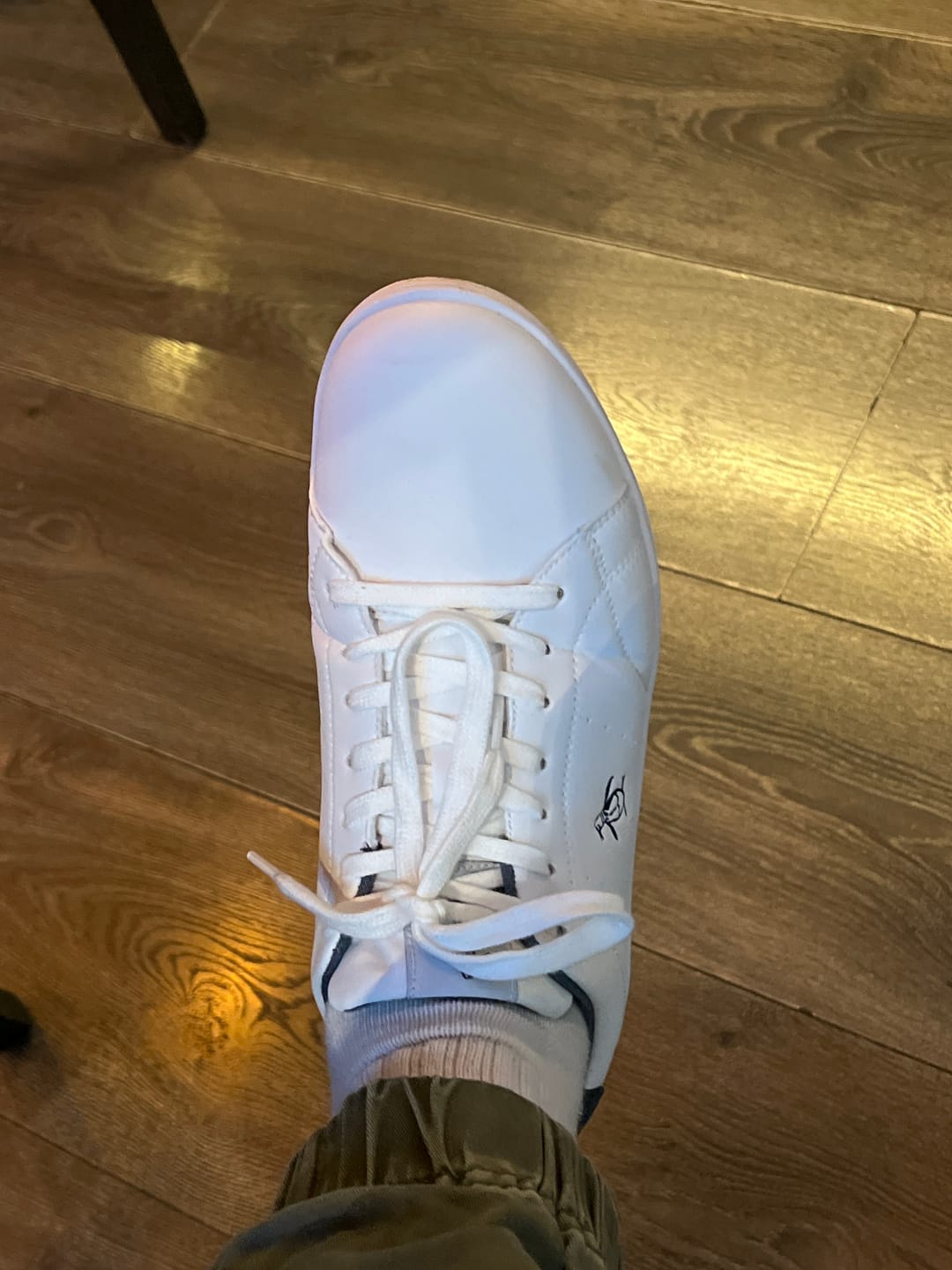 Customer photo review of Tenis Style Hostin Blanco con Marino