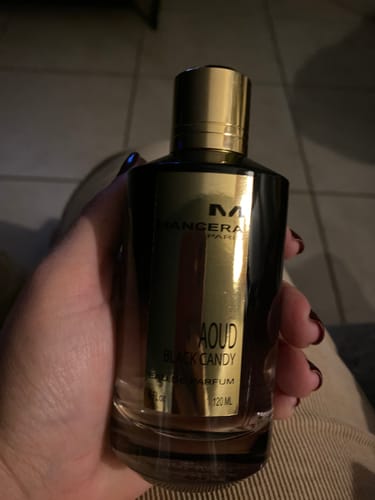 Reseña con foto de un cliente sobre Perfume MANCERA PARIS AOUD BLACK CANDY 120ml EDP