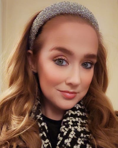 Customer photo review of The Headband Wig Perfect Wave
