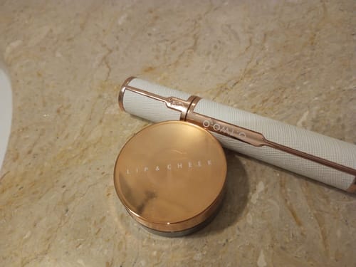 Customer photo review of O.TWO.O HYDRATING GLOSS LIP AND CHEEK BALM