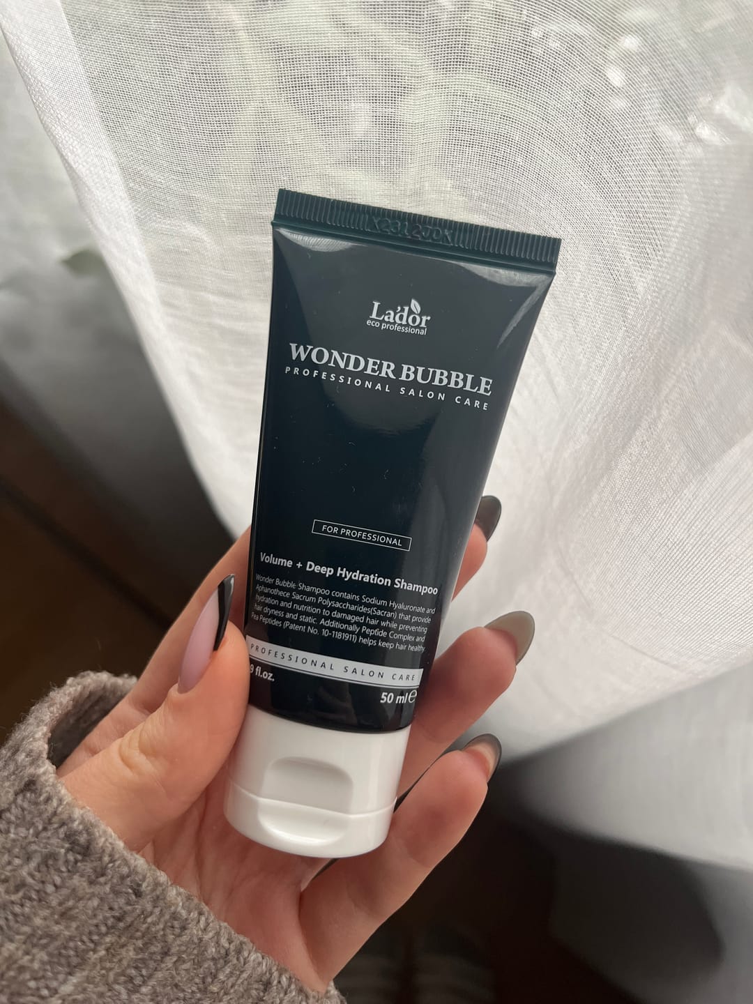 Customer photo review of Mitrinošs šampūns matu apjomam un nogludināšanai Lador Wonder Bubble Shampoo