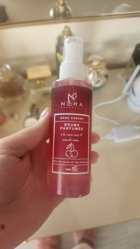 Customer photo review of Dark cherry