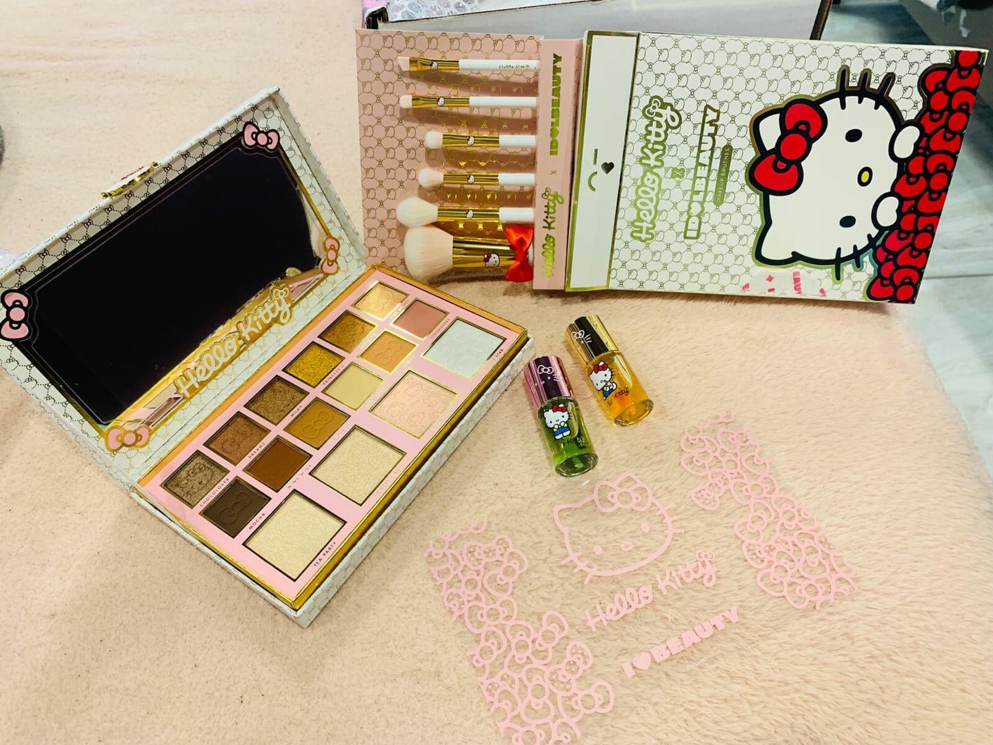 Customer photo review of Set Makeup | Hello Kitty