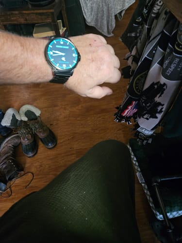 Customer photo review of ZE™ Pulse Smartwatch | Expansive Display, Real Time Health and BP Monitoring