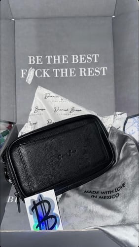 Jessica V. review of Crossbody Sinaloa XS Negro Flotter image 1 out of 1