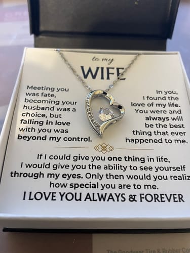 Customer photo review of To My Wife - Forever Love Necklace Gift Set - SS568